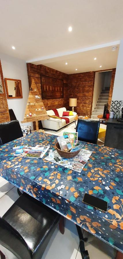Gite Du Cafe Truchet Saint-Pancrace  Екстер'єр фото